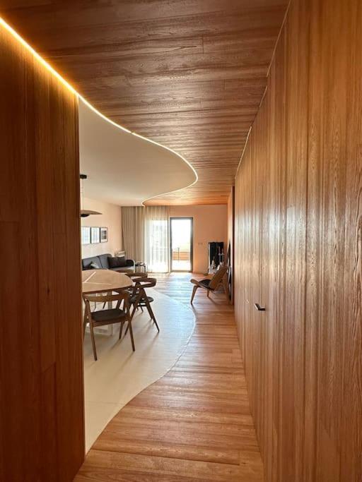 Feel The Ocean Design Apartment